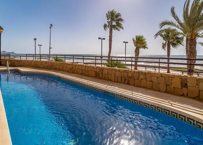 2 Bedroom In Apartamento Fuengirola