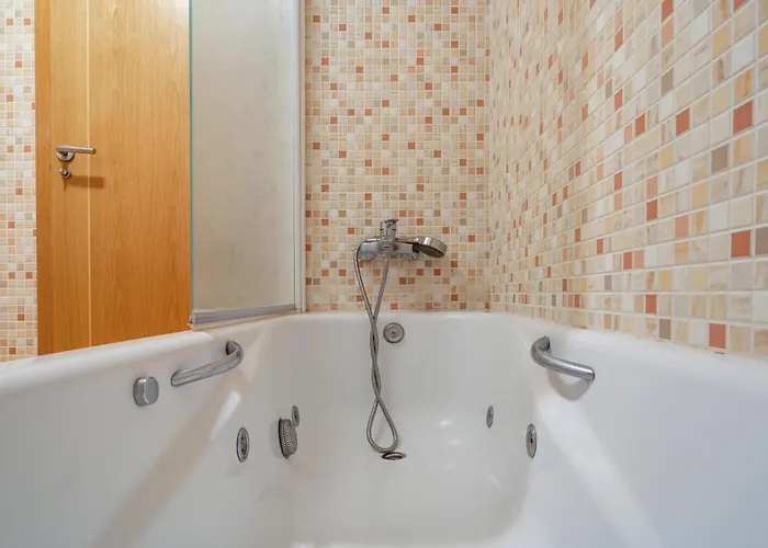 2 Bedroom In Apartamento Fuengirola